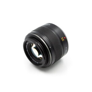 Panasonic DK G 25mm f/1.4(Kunto K5) – Käytetty Panasonic DK G 25mm f/1.4(Kunto K5) – Käytetty