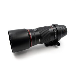 Canon EF 180mm f/3.5 L Macro (Kunto K4.5) – Käytetty Canon EF 180mm f/3.5 L Macro (Kunto K4.5) – Käytetty