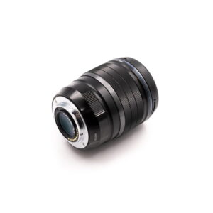 Olympus 45mm f/1.2 Pro (sis. ALV 24%) – Käytetty Olympus 45mm f/1.2 Pro (sis. ALV 24%) – Käytetty