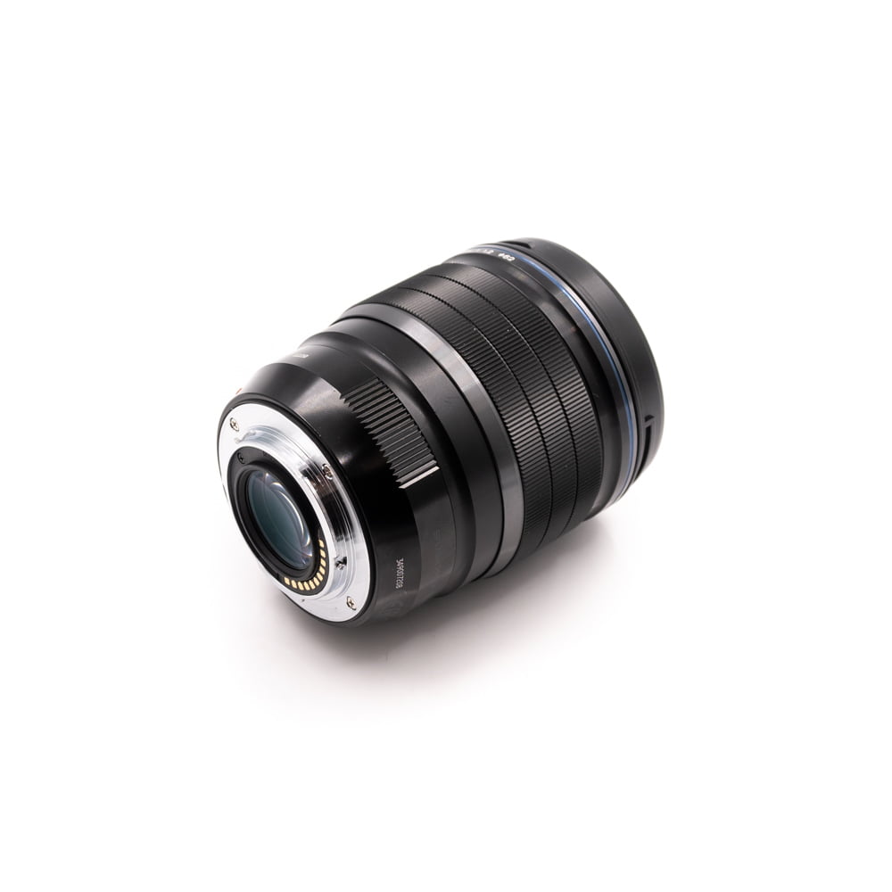 Olympus 45mm f/1.2 Pro (sis. ALV 24%) – Käytetty Olympus 45mm f/1.2 Pro (sis. ALV 24%) – Käytetty