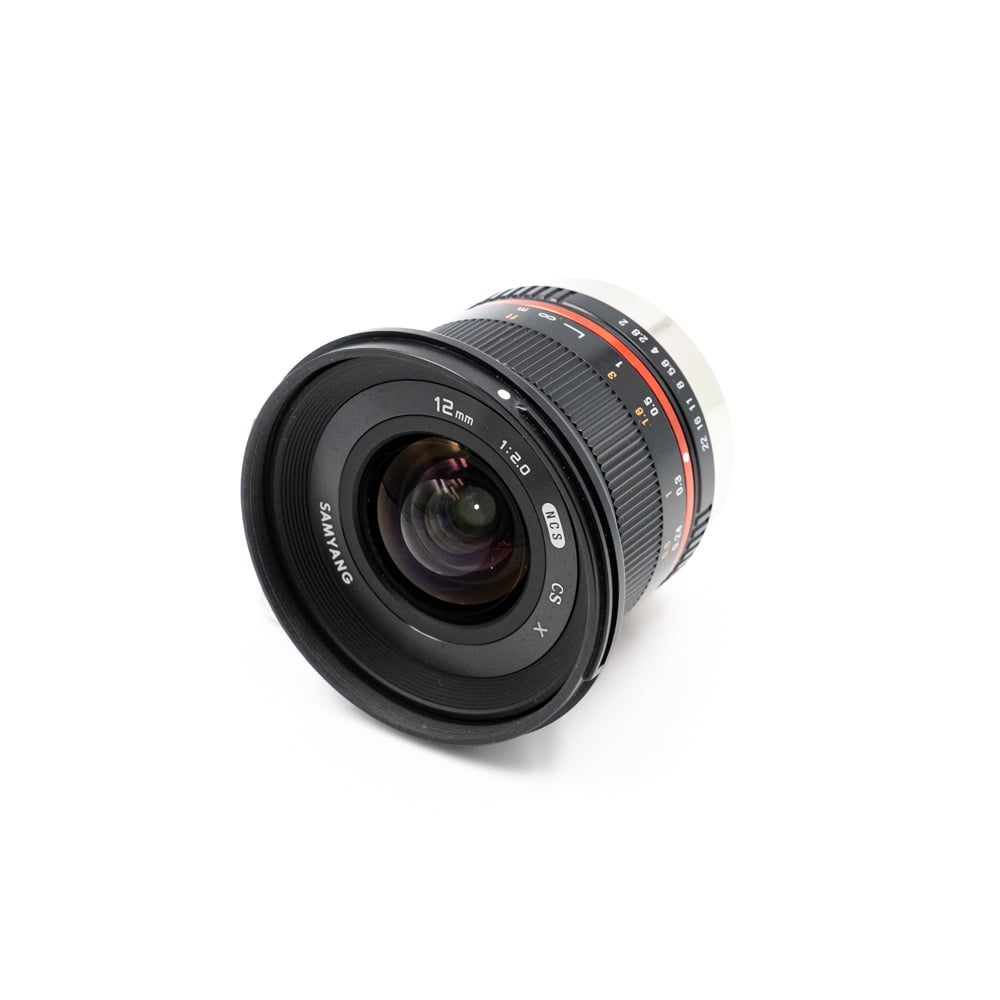 Samyang 12mm f/2 NCS CS Fujifilm Musta (sis. ALV 24%) – Käytetty Samyang 12mm f/2 NCS CS Fujifilm Musta (sis. ALV 24%) – Käytetty