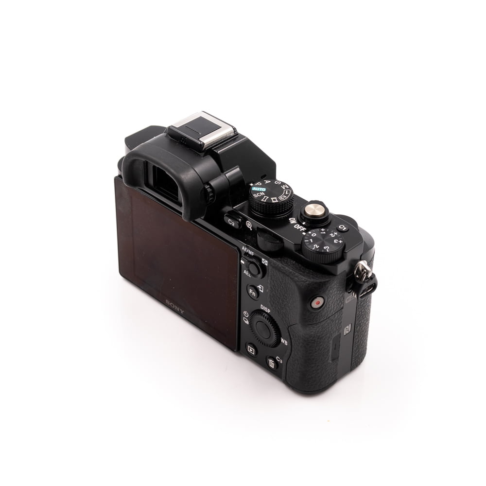 Sony A7 (Shuttercount 7000, Takuu 6kk) – Käytetty Sony A7 (Shuttercount 7000, Takuu 6kk) – Käytetty