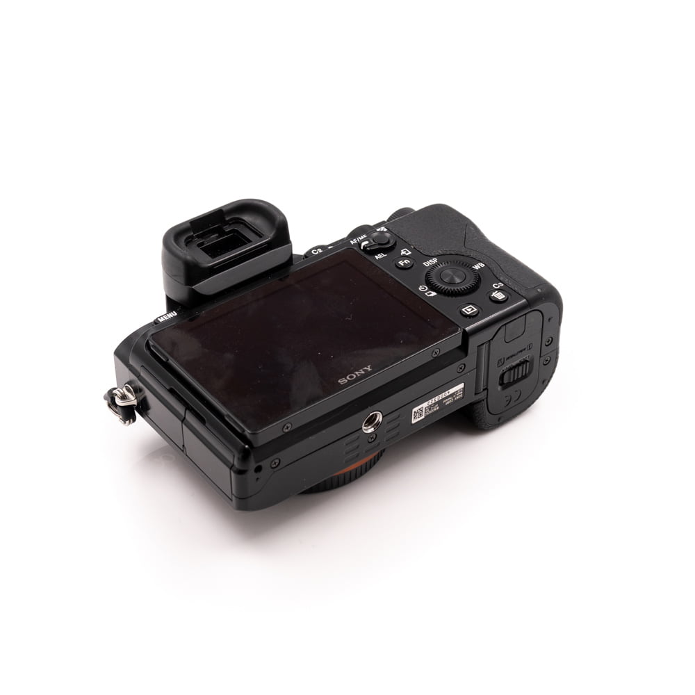 Sony A7 (Shuttercount 7000, Takuu 6kk) – Käytetty Sony A7 (Shuttercount 7000, Takuu 6kk) – Käytetty