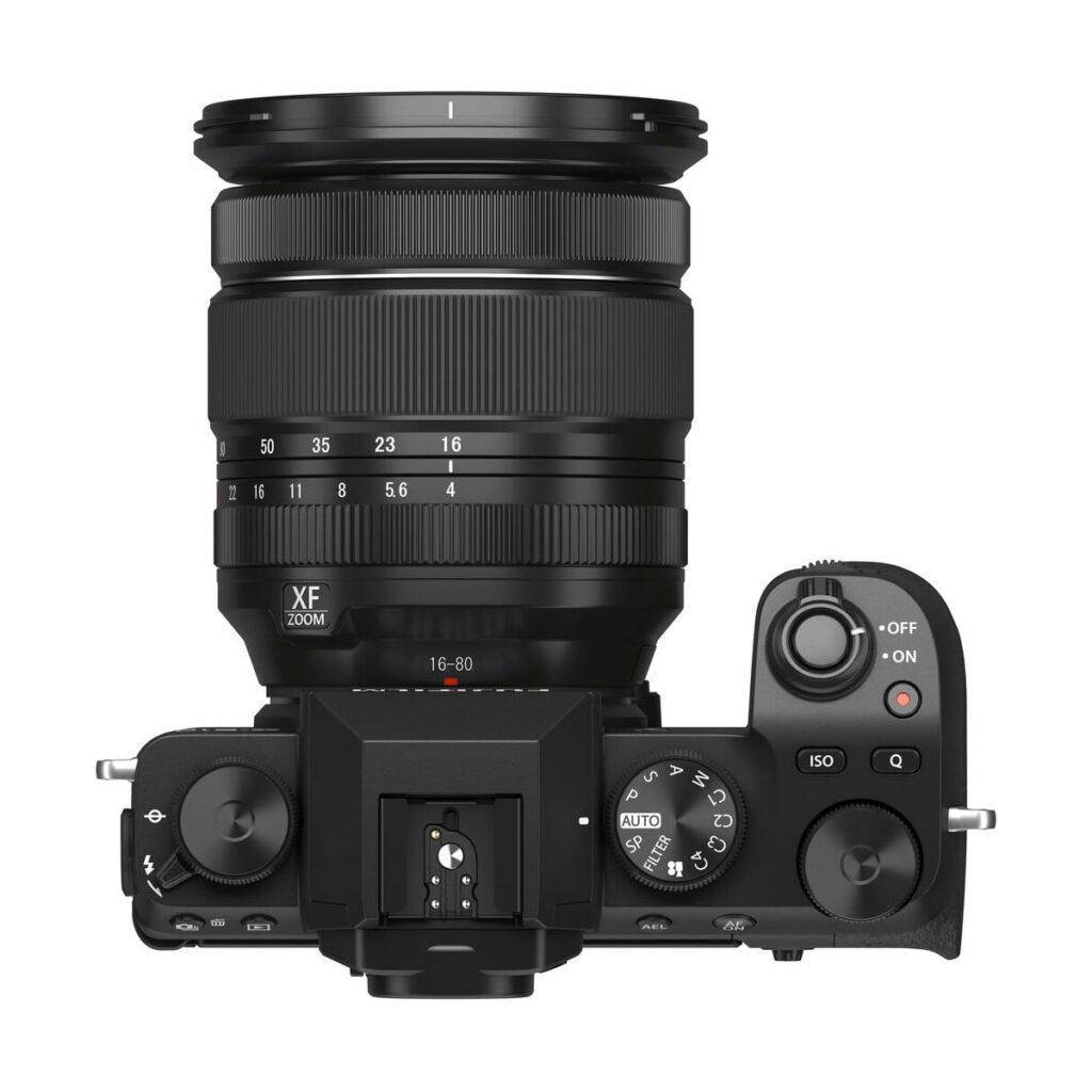 Fujifilm X-S10 + XF 16-80mm f/4 OIS WR Fujifilm X-S10 + XF 16-80mm f/4 OIS WR
