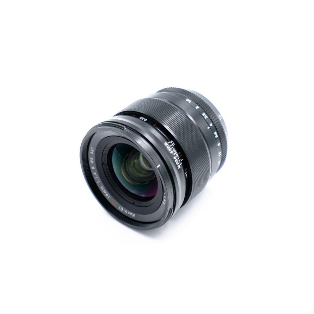 Fujinon XF 16mm f/1.4 WR (Kunto K4.5, Takuu 6kk) – Käytetty