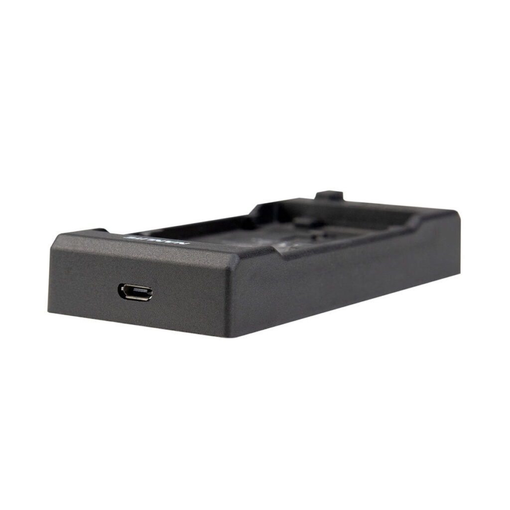 Nanlite CN-58 charger + 4500mAh NP-F battery kit Nanlite CN-58 charger + 4500mAh NP-F battery kit