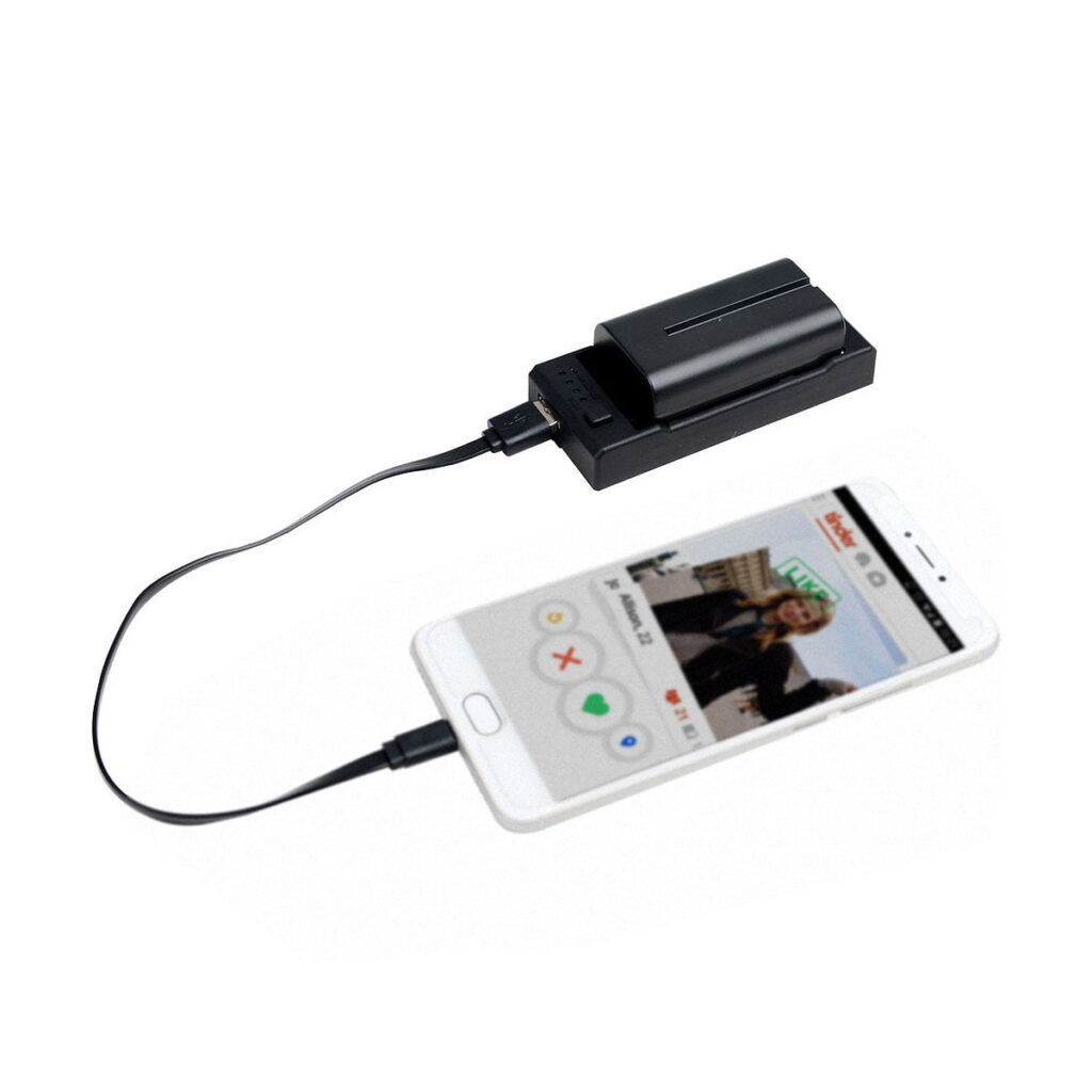 Nanlite CN-58 charger + 4500mAh NP-F battery kit Nanlite CN-58 charger + 4500mAh NP-F battery kit