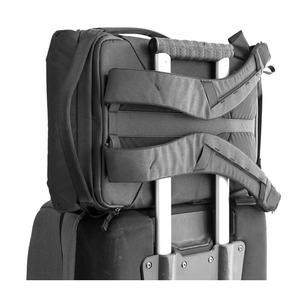 Peak Design Everyday Backpack v2 20L Musta Peak Design Everyday Backpack v2 20L Musta