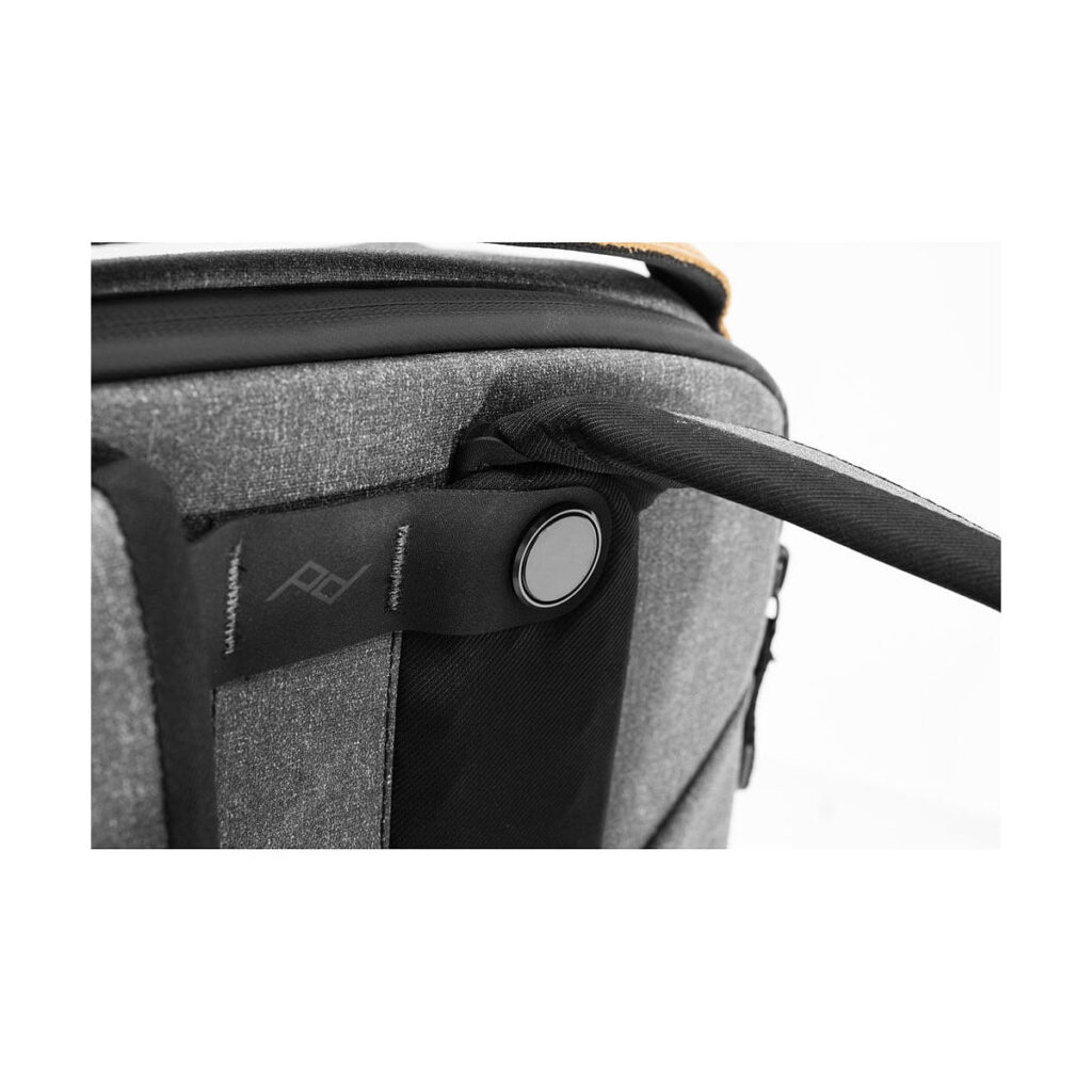 Peak Design Everyday Backpack v2 20L Hiili Peak Design Everyday Backpack v2 20L Hiili