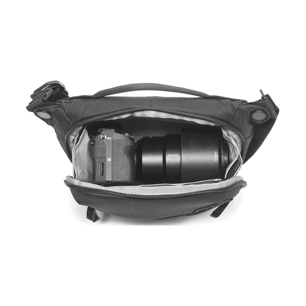 Peak Design Everyday Sling v2 3L Musta Peak Design Everyday Sling v2 3L Musta