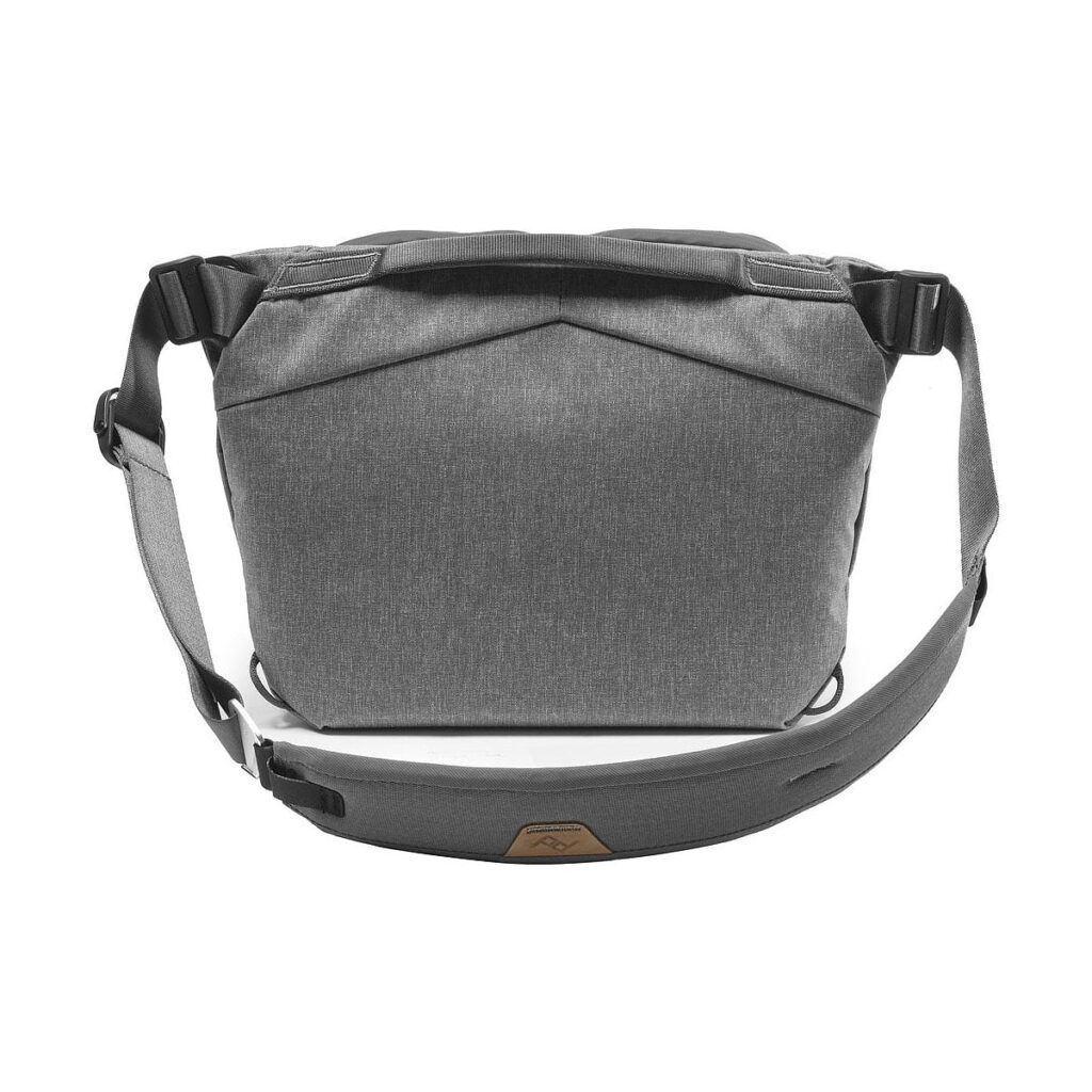 Peak Design Everyday Sling v2 6L Harmaa Peak Design Everyday Sling v2 6L Harmaa
