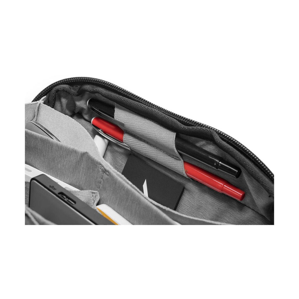 Peak Design Travel Tech Pouch Musta Peak Design Travel Tech Pouch Musta