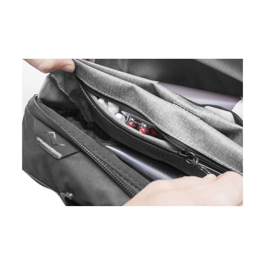 Peak Design Travel Wash Pouch Musta Peak Design Travel Wash Pouch Musta