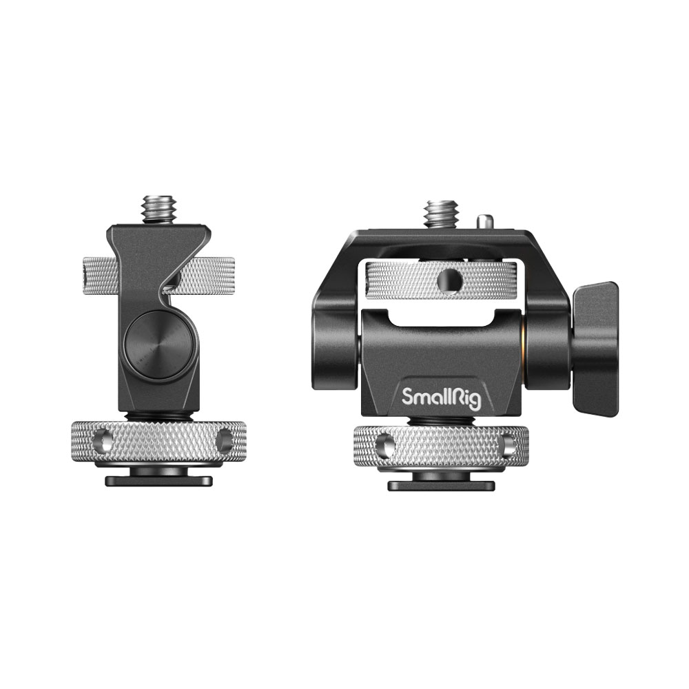 Kaksi näkymää SmallRig 2905 Swivel and Tilt Adjustable Monitor Mount Cold Shoe -kiinnikkeestä, jossa on nupitetut kiristysnupit, kierreruuvi yläosassa ja cold shoe -adapterit, sivulta ja edestä kuvattuna.
