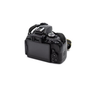 Nikon D5300 (Shuttercount 10400) – Käytetty