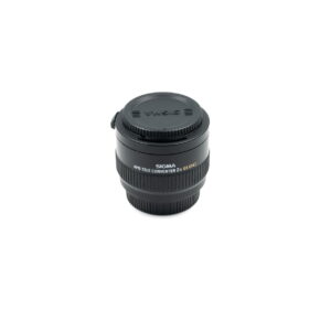 Sigma APO Teleconverter 2x EX DG Nikon (K5 Kunto) – Käytetty