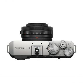 Fujifilm X-E4 + Fujinon 27mm f/2.8 WR – Hopea