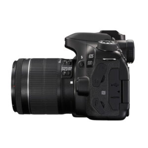 Canon EOS 80D + EF-S 18-55mm IS STM Canon EOS 80D + EF-S 18-55mm IS STM