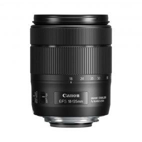 Canon EF-S 18-135mm f/3.5 – 5.6 IS USM
