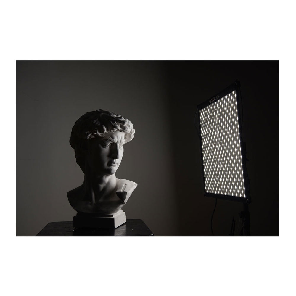 Godox FL150R Flexible LED Paneeli 30x120cm Godox FL150R Flexible LED Paneeli 30x120cm