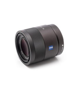 Sony FE 55mm f/1.8 (Takuuta 6kk, Kunto K5) – Käytetty Sony FE 55mm f/1.8 (Takuuta 6kk, Kunto K5) – Käytetty