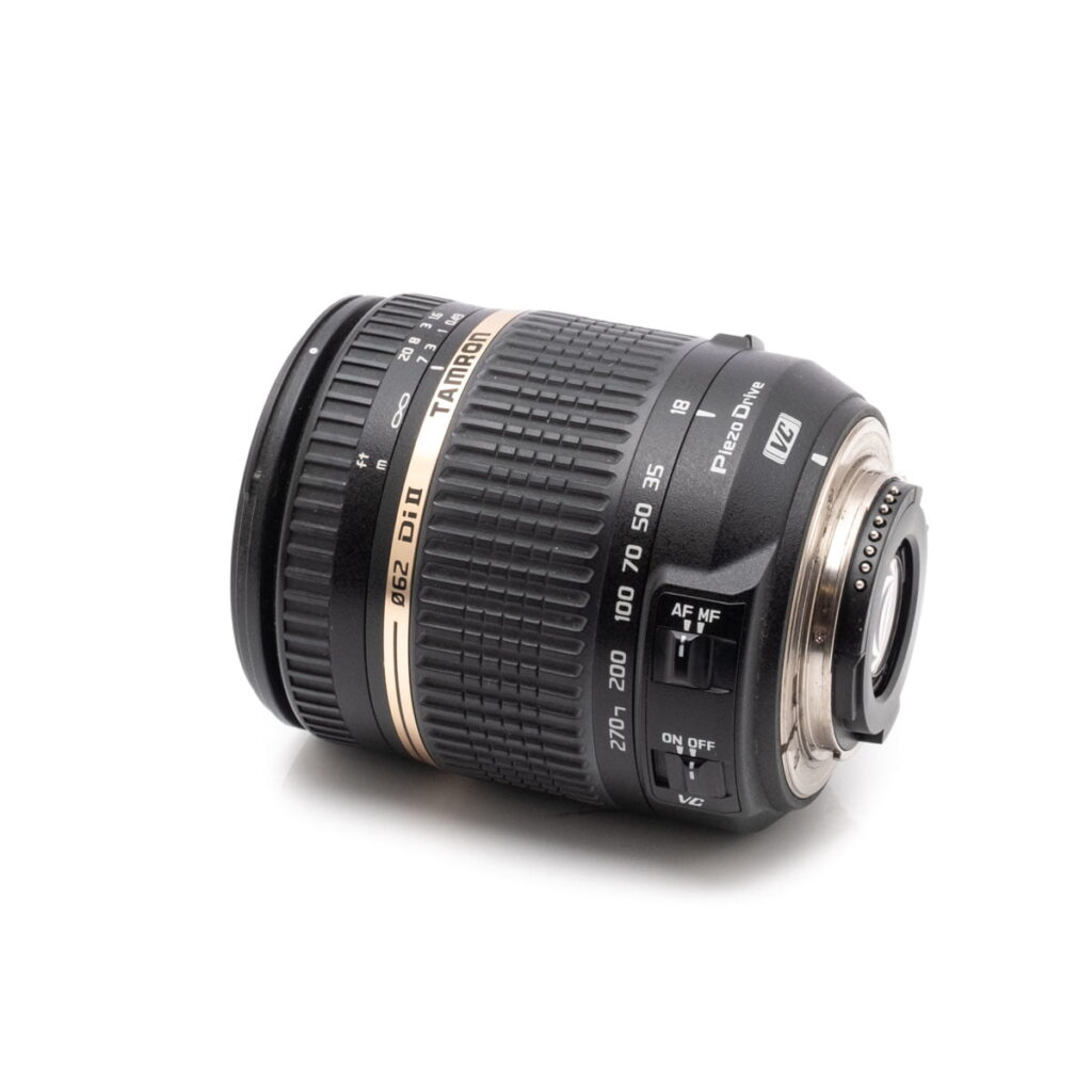 Tamron 18-270mm f/3.5-6.3 Di II VC Nikon (Takuu 6kk) – Käytetty