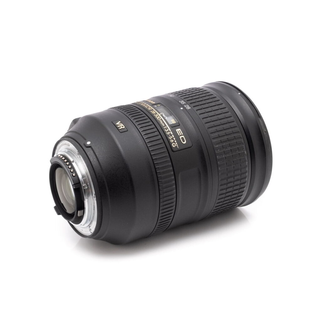 nikon 28 300 3