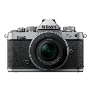 Nikon Z fc + Nikkor Z DX 16-50 f/3.5-6.3 VR SE Nikon Z fc + Nikkor Z DX 16-50 f/3.5-6.3 VR SE