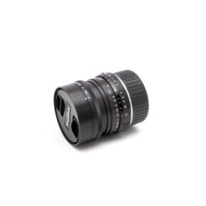 voigtländer ultron 1