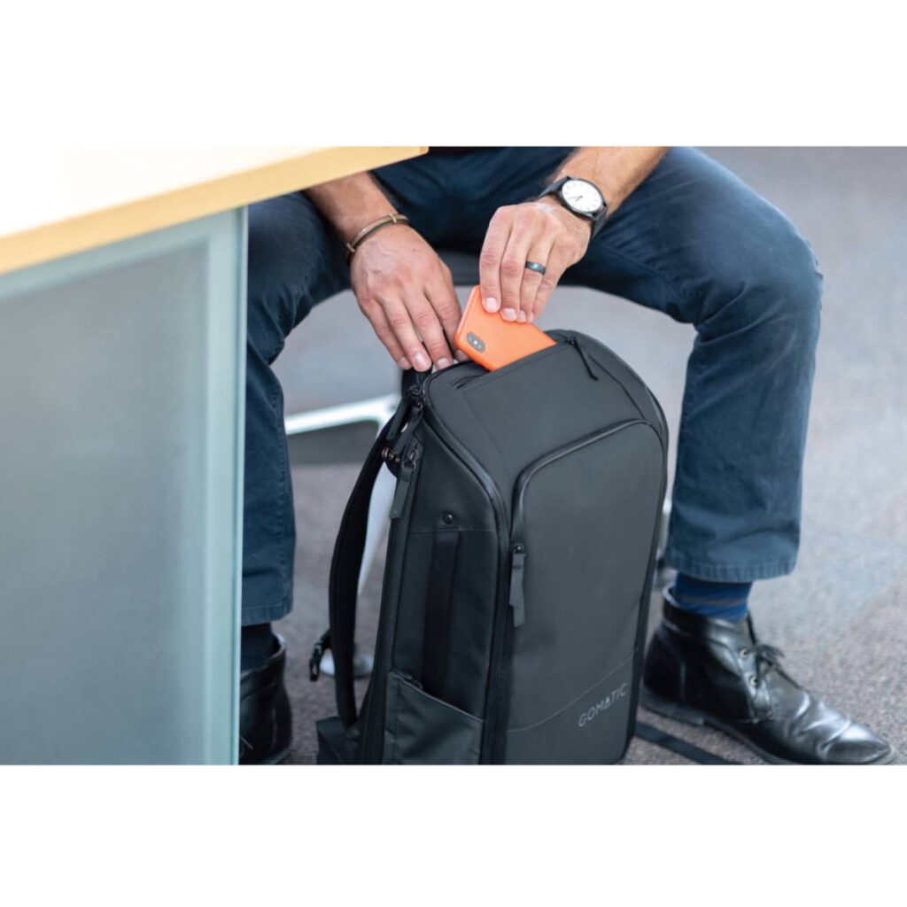 Gomatic Everyday Backpack V2 Gomatic Everyday Backpack V2