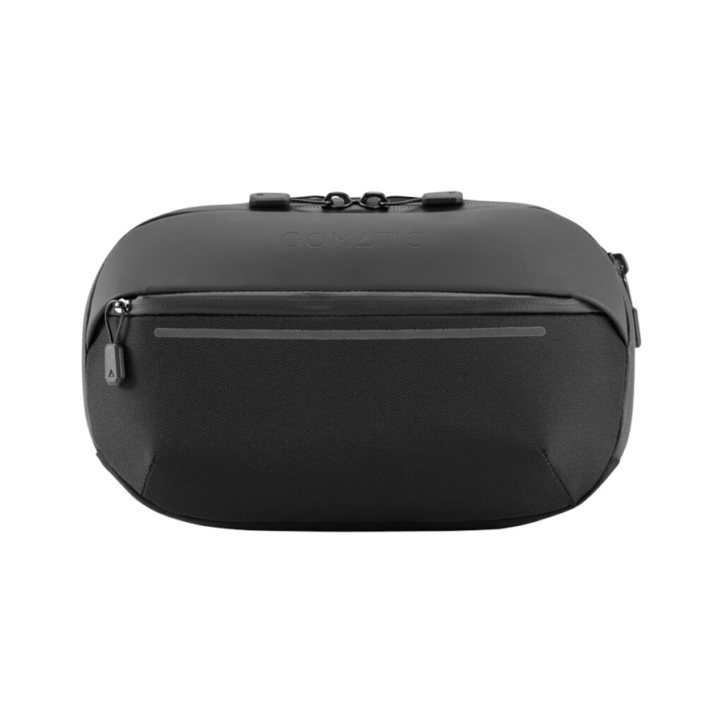 Gomatic Navigator Sling 1L Black Gomatic Navigator Sling 1L Black