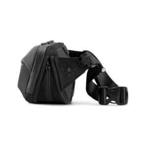 Gomatic Navigator Sling 1L Black Gomatic Navigator Sling 1L Black