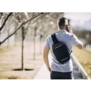 Gomatic Navigator Sling 6L Black Gomatic Navigator Sling 6L Black