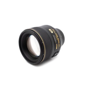 nikon 85 2