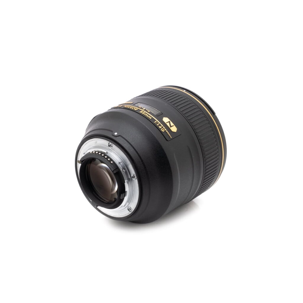 nikon 85 3
