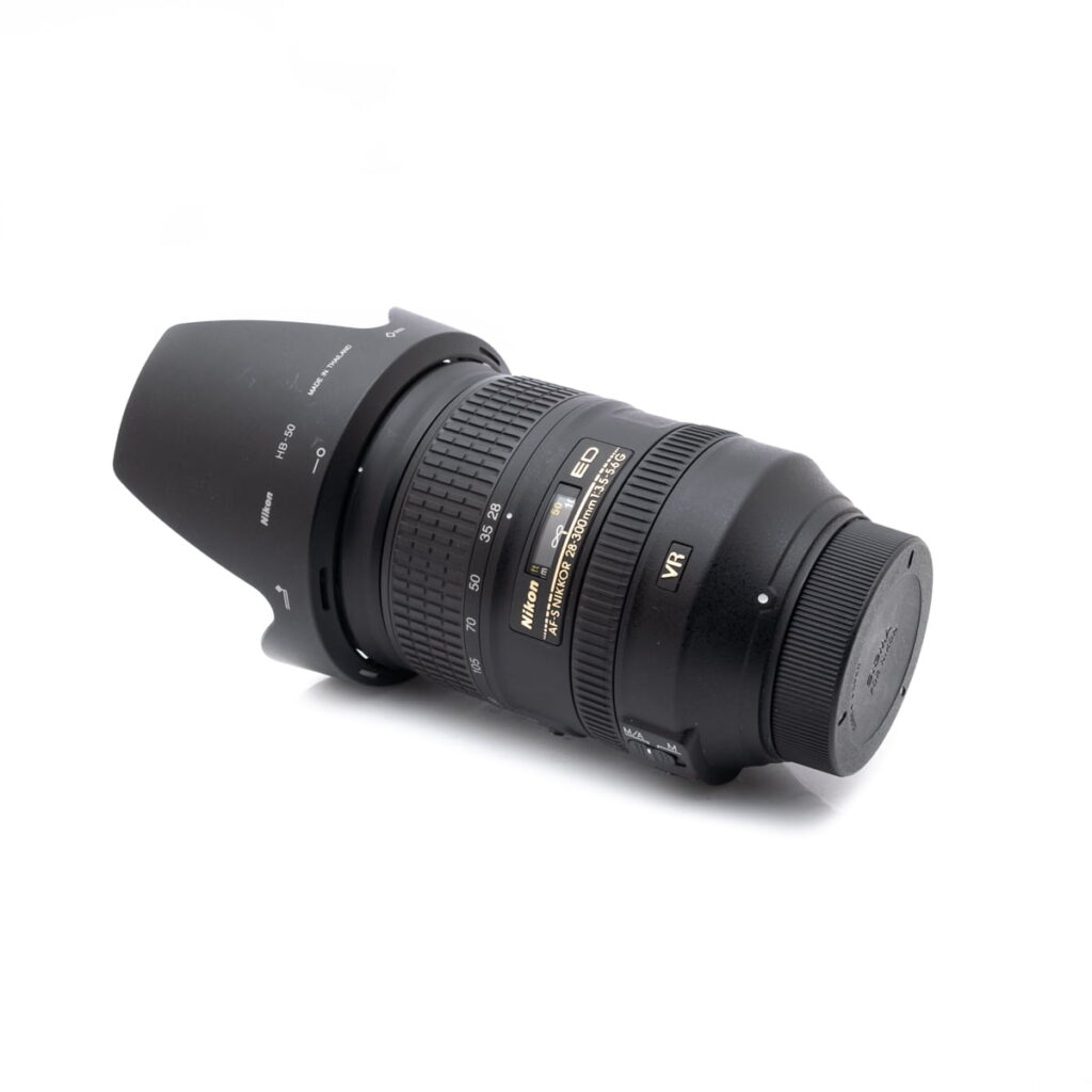 nikon_28-300 Nikon AF-S Nikkor 28-300mm f/3.5-5.6 G ED VR - Käytetty