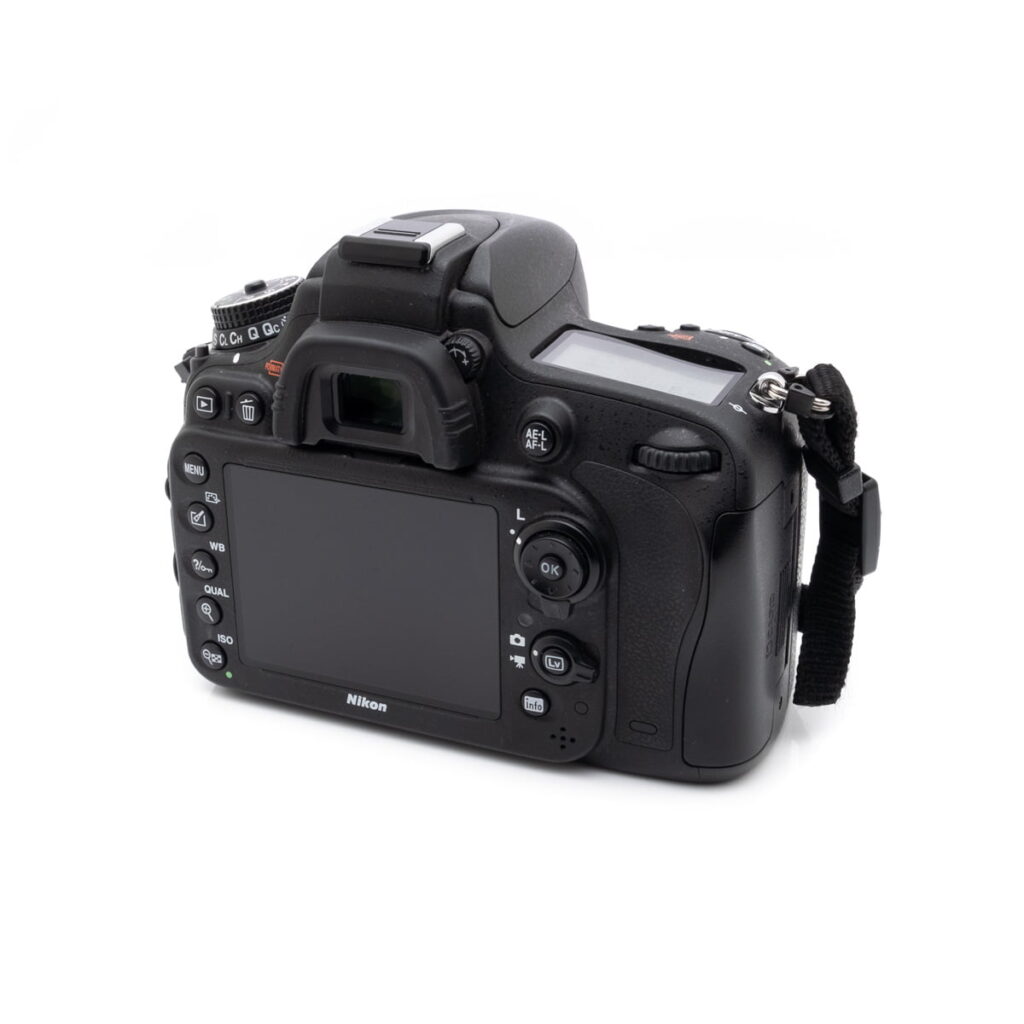 Nikon D610 (SC 18000) - Käytetty