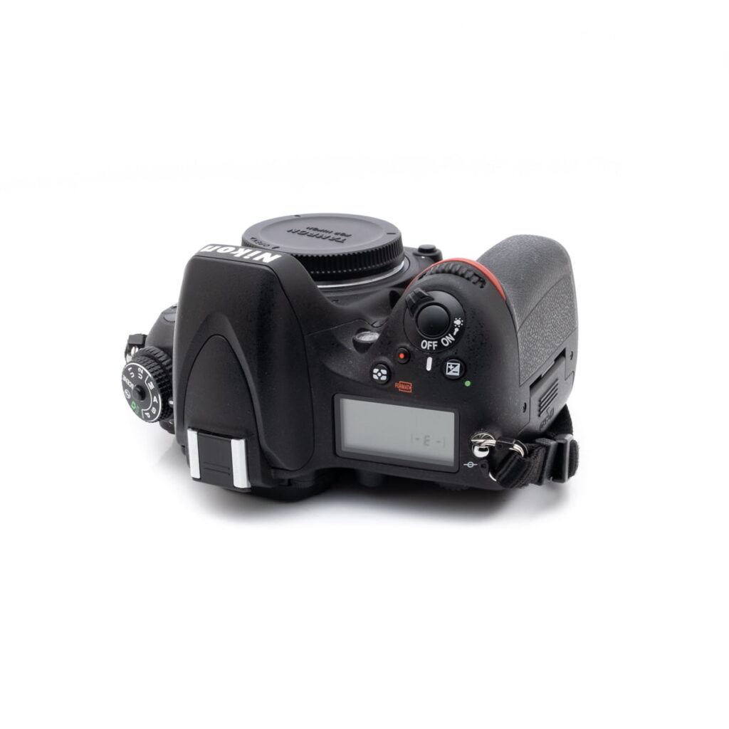 Nikon D610 (SC 18000) - Käytetty