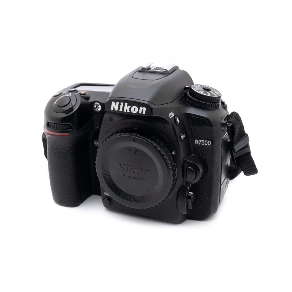 nikon_7500 Nikon D7500 (SC 29000) - Käytetty