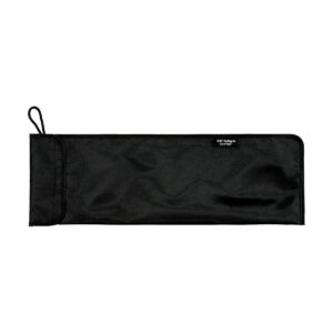 Profoto_OFC_Softgrid_1_x_4_Stripille_003 Profoto OFC Softgrid for 1 x 4 Strip, rectangular and black, with zipper and small fabric loop on the left, lying flat on a white background. Its subtly textured fabric has a small label near the top edge.