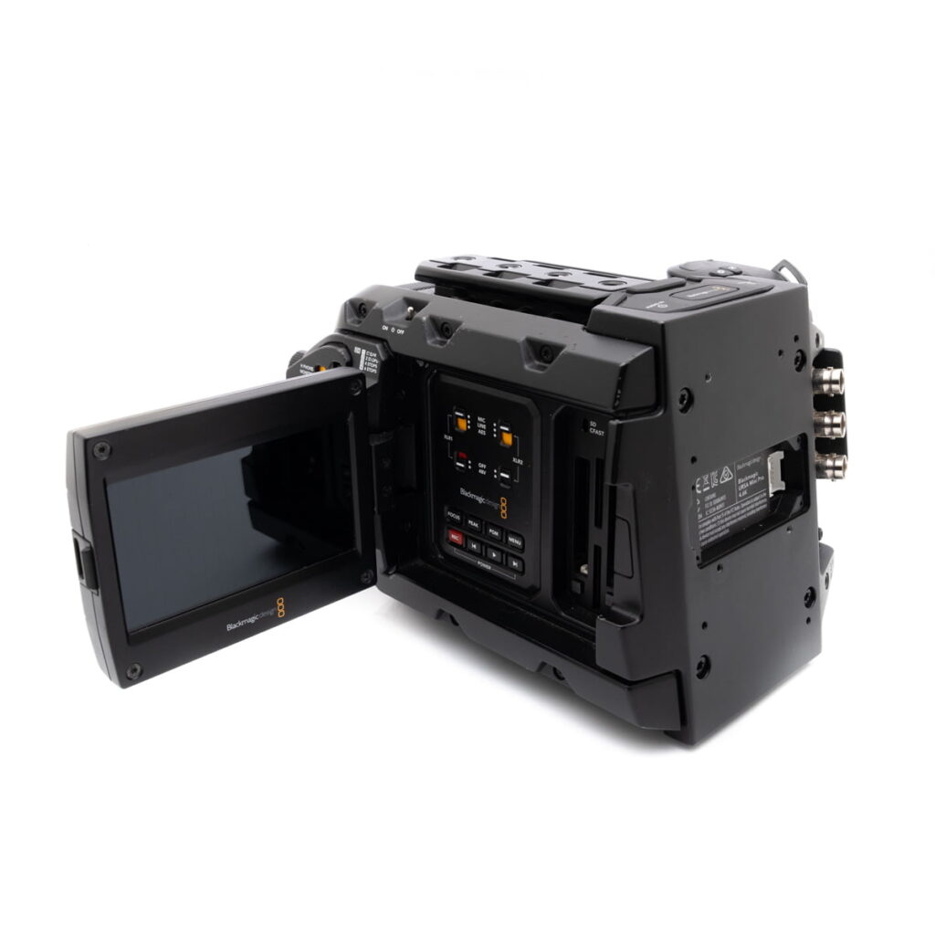 blackmagic_ursaminipro-2 Blackmagic Ursa Mini Pro 4.6K G1 + shoulder rig - Käytetty