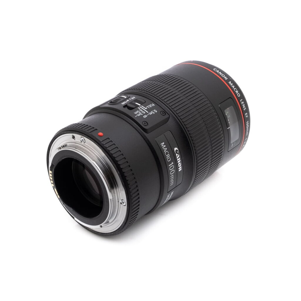canon_100-3 Canon EF 100mm f/2.8 L IS USM Macro - Käytetty