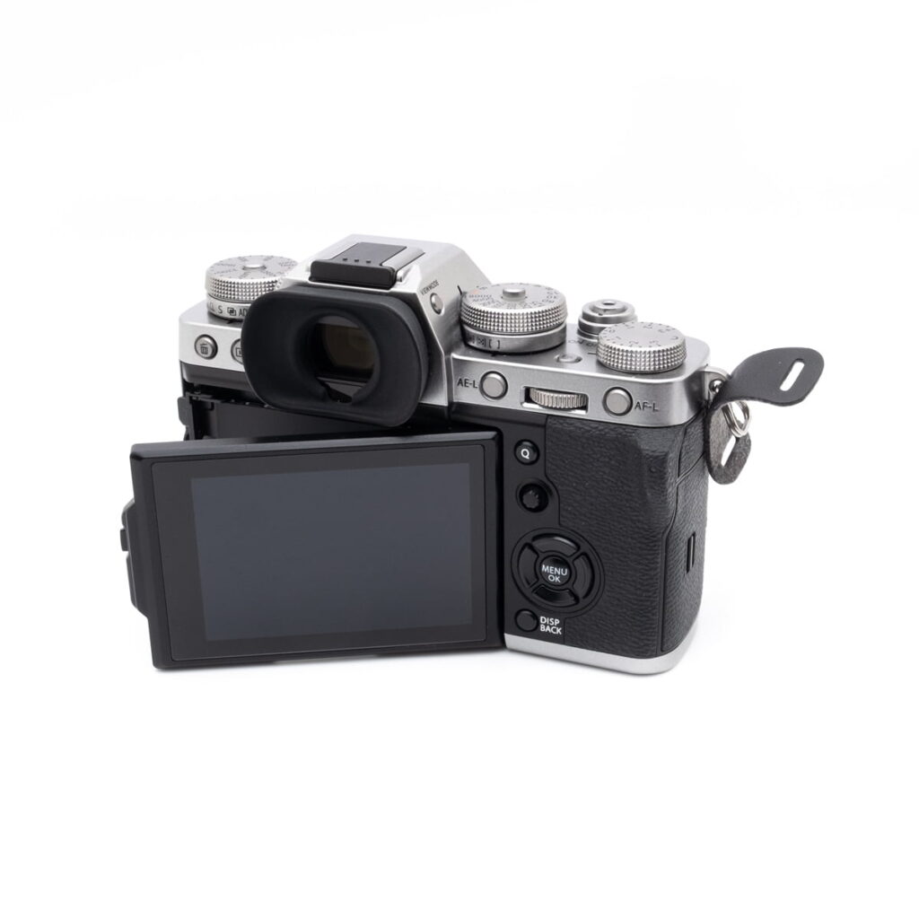 fujifilm_xt3-3 Fujifilm X-T3 Hopea (SC 4900, takuu 6kk, sis.ALV24%) - Käytetty