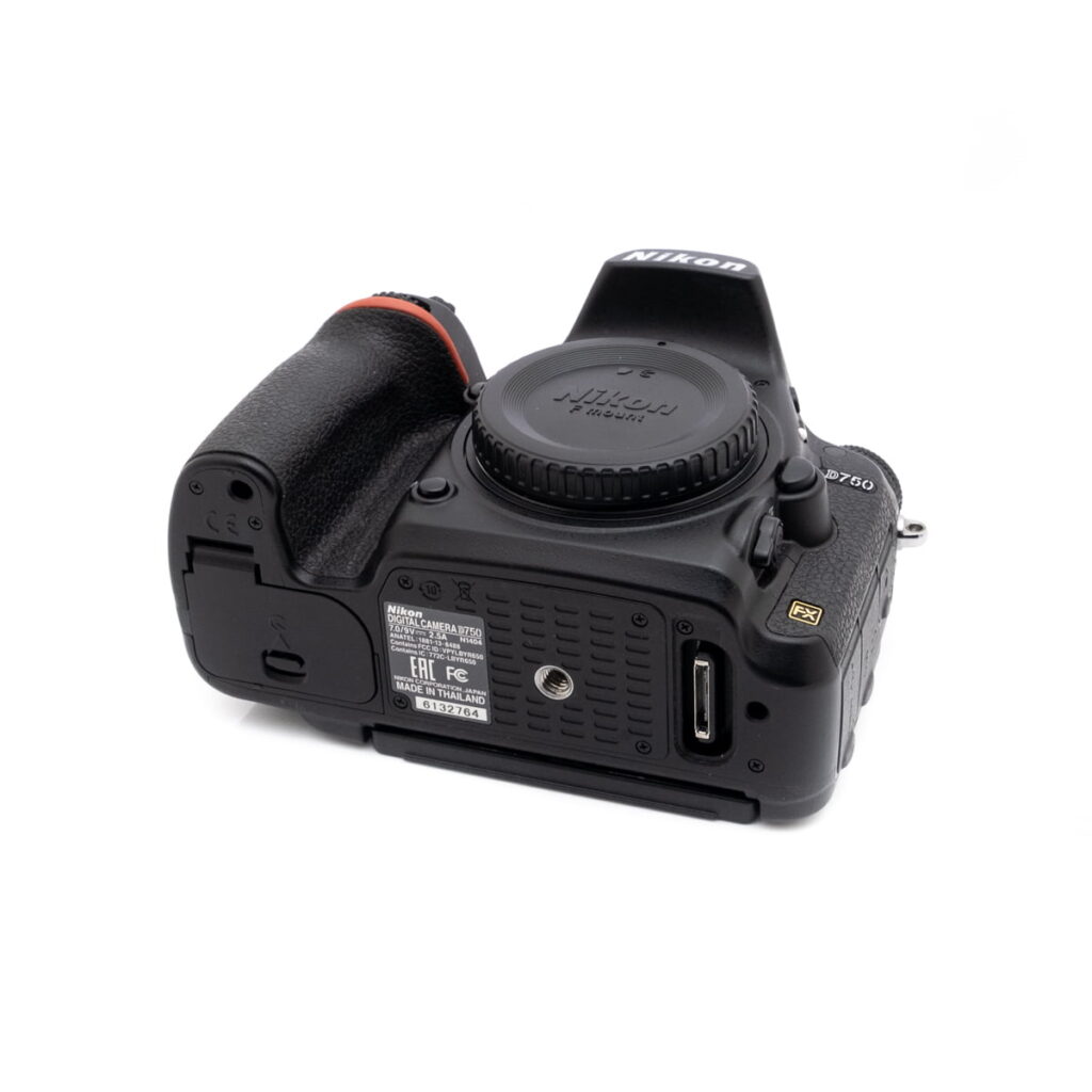 Nikon D750 (SC 68500) - Käytetty