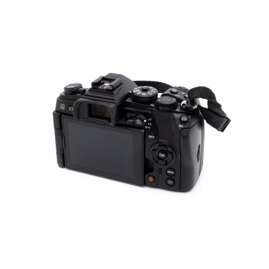 olympus_em1markii-2 Olympus OM-D E-M1 Mark II (SC 700, Kunto K4.5)- Käytetty