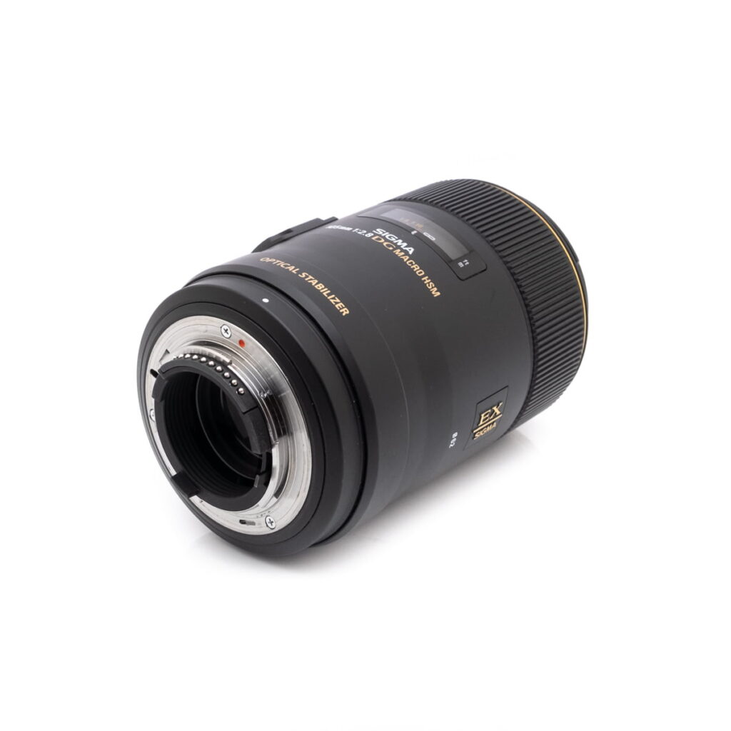 sigma_105-3 Sigma 105mm f/2.8 DG Macro HSM OS Nikon F - Käytetty