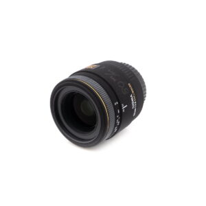sigma_50-2 Sigma 50mm f/2.8 DG Macro Canon EF - Käytetty