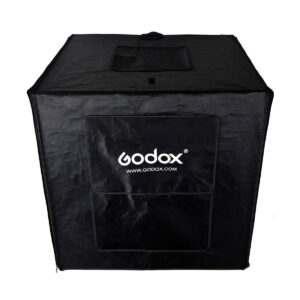 Godox_LST40_004 Godox LST40 - Kuvausteltta on suuri, musta softbox-valoteltta, jossa on vetoketjullinen etupaneeli, ihanteellinen ammattimaiseen valokuvaukseen ja tuotekuvauksiin.