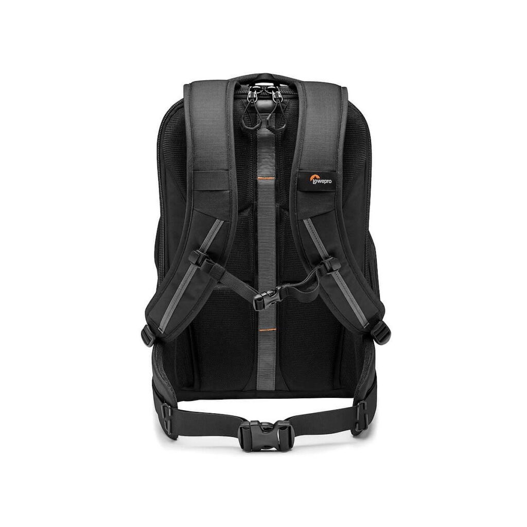 Lowepro_Flipside_400_AW_III-Musta_003 The Lowepro Flipside 400 AW III camera backpack in black appears on a white background on the back and features padded shoulder straps, a chest strap, waist strap and the Lowepro logo on the right strap.