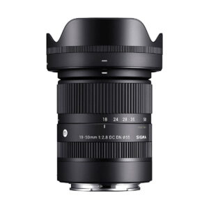 Sigma_18-50mm_f_2_8_DC_DN_Contemporary-Sony-E_001 The black Sigma 18-50mm f/2.8 DC DN Contemporary lens, Sony E is shown upright with a petal hood against a white background. The lens markings and brand logo appear on the barrel.